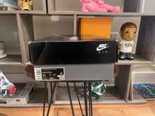 Load image into Gallery viewer, Jordan 11 Low “72-10”
