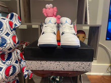 Load image into Gallery viewer, Jordan 4 “Columbia”
