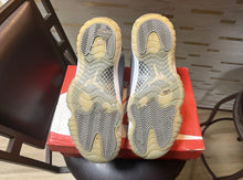Load image into Gallery viewer, Jordan 11 “Cool Grey”
