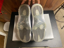 Load image into Gallery viewer, VNDS Jordan 11 “Cool Grey”
