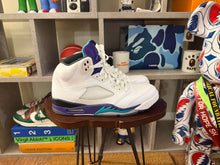 Load image into Gallery viewer, 2013 Jordan 5 “Grape”
