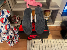 Load image into Gallery viewer, Jordan 1 “Metallic Navy”
