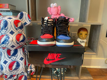 Load image into Gallery viewer, Jordan 1 “Top 3”
