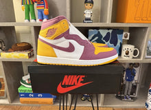 Load image into Gallery viewer, DS Jordan 1 “Brotherhood”
