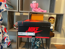 Load image into Gallery viewer, Jordan 1 “University Blue”
