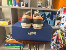 Load image into Gallery viewer, Vans Souvenir “Asphalt”
