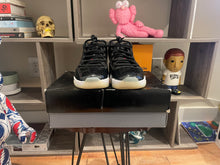 Load image into Gallery viewer, Jordan 11 Low “72-10”
