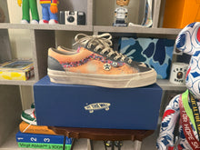 Load image into Gallery viewer, Vans Souvenir “Asphalt”
