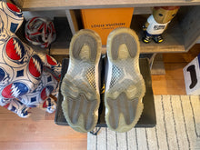 Load image into Gallery viewer, Jordan 11 “Cool Grey”
