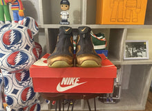 Load image into Gallery viewer, Nike Air Flightposite “Copper”
