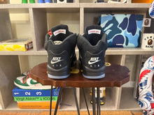 Load image into Gallery viewer, Jordan 5 “Black Metallic”
