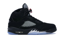 Load image into Gallery viewer, Jordan 5 “Black Metallic”
