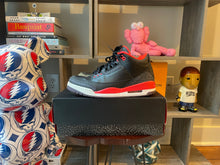 Load image into Gallery viewer, Jordan 3 “Crimson”
