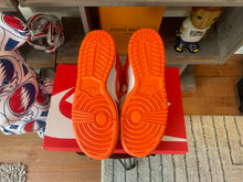 Load image into Gallery viewer, DS Nike Dunk Low “Syracuse”
