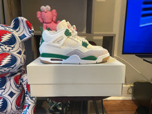 Load image into Gallery viewer, VNDS Jordan 4 SB “Pine Green”
