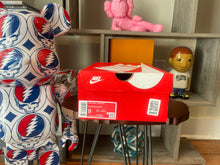 Load image into Gallery viewer, VNDS Nike Dunk Low “Miami”

