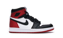 Load image into Gallery viewer, DS Jordan 1 “Satin Black Toe”
