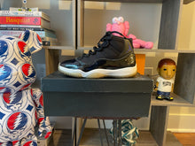 Load image into Gallery viewer, Jordan 11 “Space Jam”
