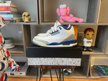Load image into Gallery viewer, Jordan 3 “True Blue”
