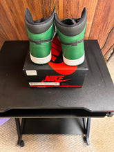 Load image into Gallery viewer, Jordan 1 “Pine Green”
