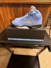 Load image into Gallery viewer, Jordan 5 “UNC”
