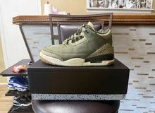 Load image into Gallery viewer, VNDS Jordan 3 “Family Affair”
