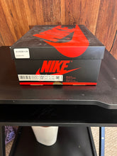 Load image into Gallery viewer, Jordan 1 “Pine Green”
