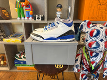 Load image into Gallery viewer, VNDS Jordan 3 “Racer Blue”
