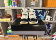 Load image into Gallery viewer, Jordan 11 “Concord”
