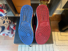 Load image into Gallery viewer, Jordan 1 “Top 3”
