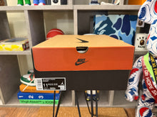 Load image into Gallery viewer, DS Jordan 12 “Taxi”
