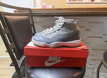 Load image into Gallery viewer, Jordan 11 “Cool Grey”
