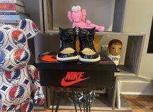 Load image into Gallery viewer, VNDS Jordan 1 “Gold Toe”
