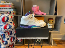 Load image into Gallery viewer, Jordan 5 “Grape”
