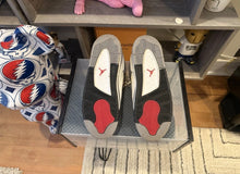 Load image into Gallery viewer, 2012 Jordan 4 “White Cement”
