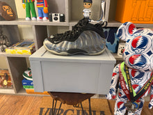 Load image into Gallery viewer, Nike Foamposite “Hologram”
