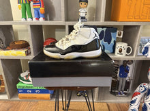 Load image into Gallery viewer, Jordan 11 “Concord”
