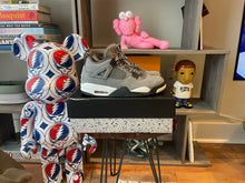 Load image into Gallery viewer, Jordan 4 “Cool Grey”
