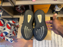 Load image into Gallery viewer, Yeezy 350 “Core”
