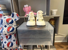 Load image into Gallery viewer, 2012 Jordan 4 “White Cement”
