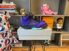 Load image into Gallery viewer, Jordan 5 “Alternate Grape”
