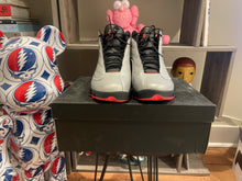 Load image into Gallery viewer, VNDS Jordan 13 “3M”
