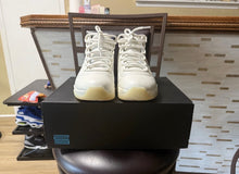 Load image into Gallery viewer, VNDS Jordan 11 “285”
