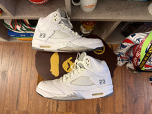Load image into Gallery viewer, 2015 Jordan 5 “White Metallic”
