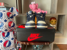 Load image into Gallery viewer, VNDS Jordan 1 “Obsidian UNC”
