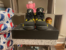 Load image into Gallery viewer, 2012 Jordan 14 “Thunder”
