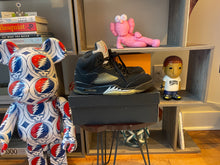 Load image into Gallery viewer, 2016 Jordan 5 “Black Metallic”
