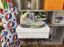 Load image into Gallery viewer, Jordan 5 “Green Bean”
