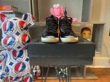 Load image into Gallery viewer, Jordan 11 “Space Jam”
