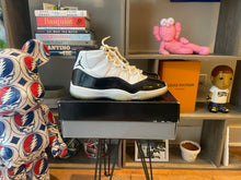 Load image into Gallery viewer, Jordan 11 “Concord”
